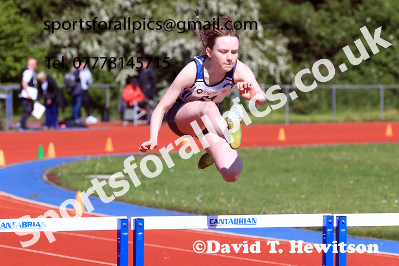 Hurdles, 2026 North Eastern Track and Field Champs, Shildon, County Durham. Photo: David T. Hewitson/Sports for All Pics